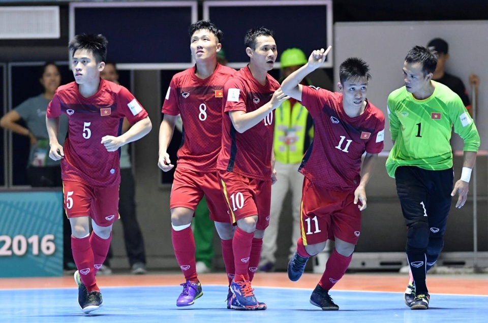 Chơi tốt Futsal